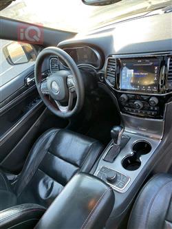 جیپ گراند شیرۆکی